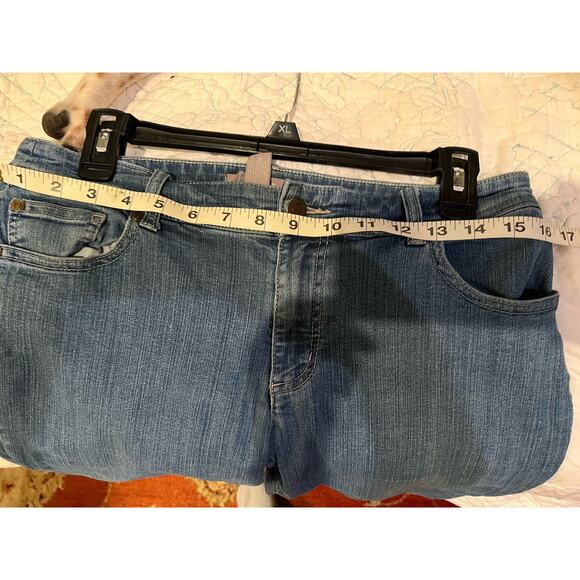 Chico’s Jeans Women’s 0.5P Straight Leg Mid Rise Diamond Blue Denim Petite - Picture 7 of 9